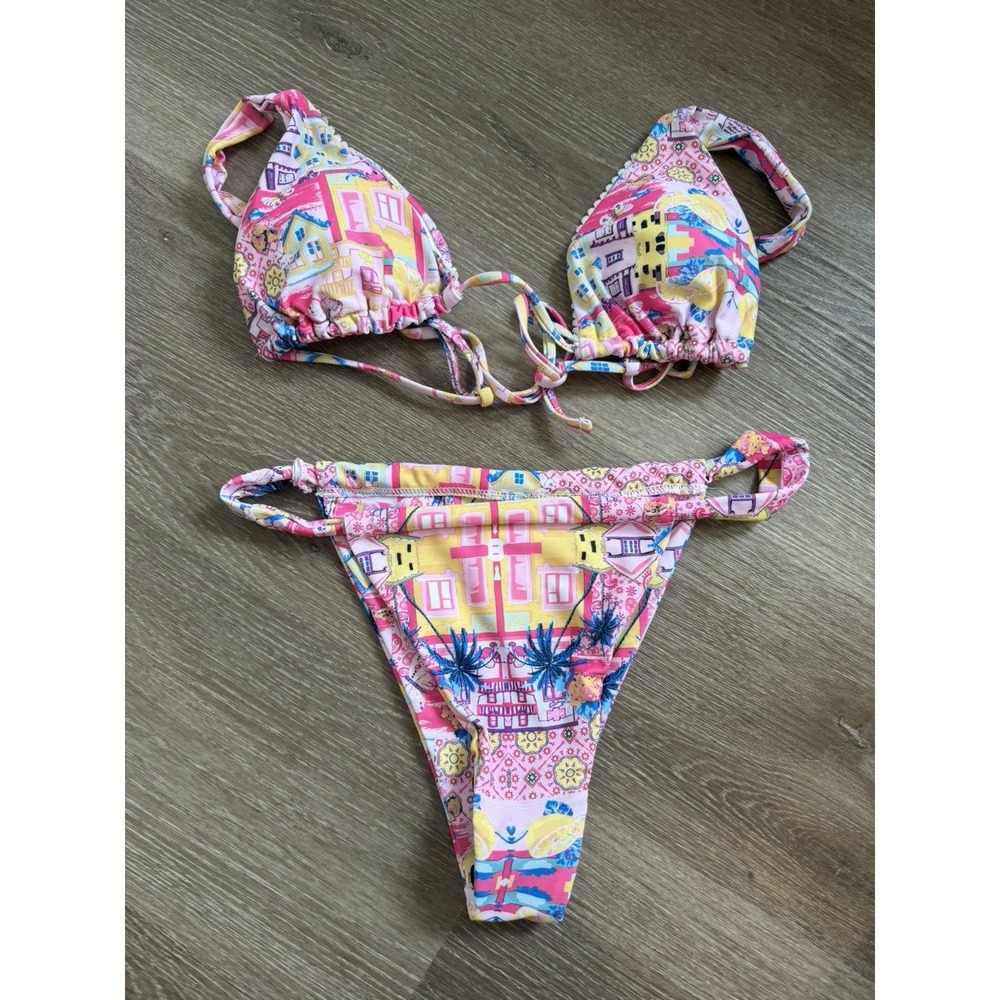 Womens Size M Tie Back Triangle Cheeky 2 Piece Bikini Swimsuit.